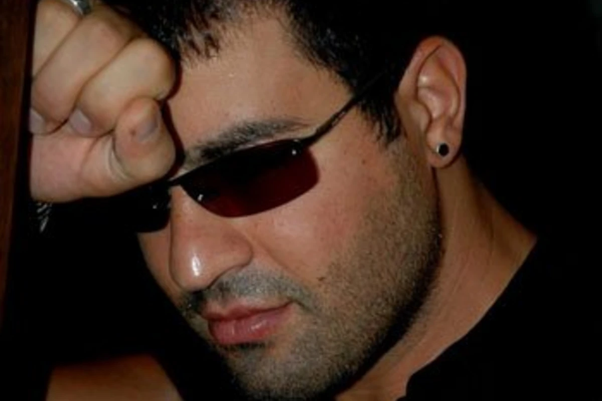 Elgun Quliyev - Qerenfil , Che celida manina