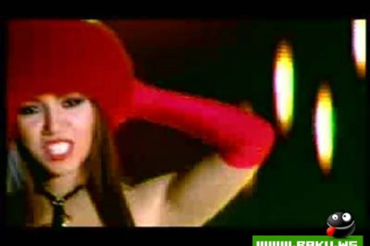 Leyla ramazanli - Qelbini Dinle (Klip)