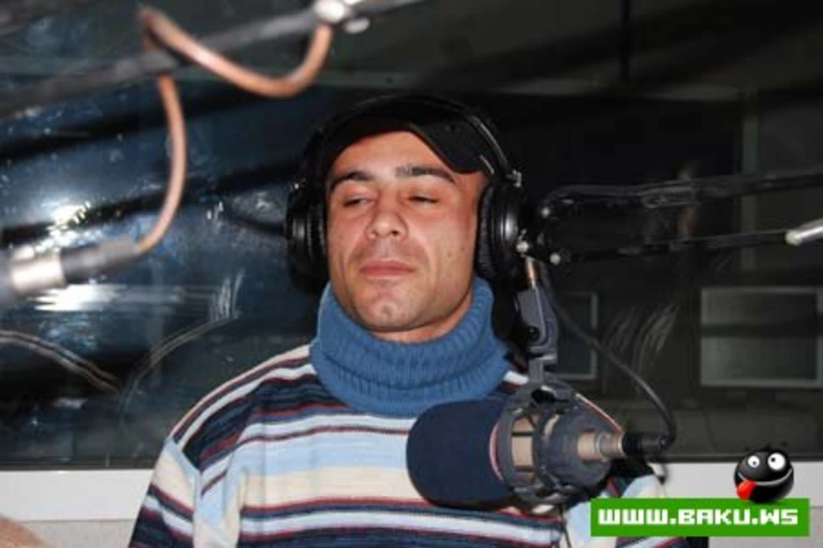 Uran Teqdimatda !