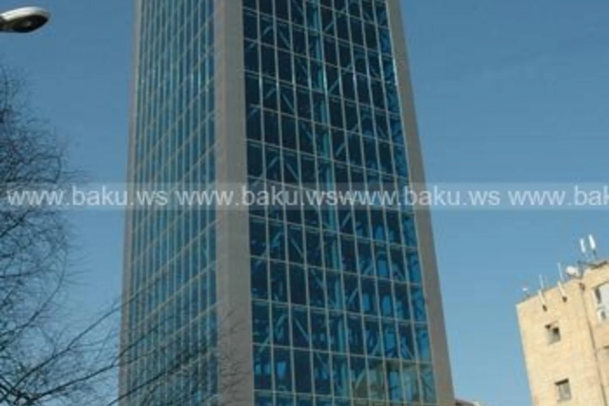Birinci Çoxmərtəbəli Yerüstü Qaraj-Avtodayanacaq