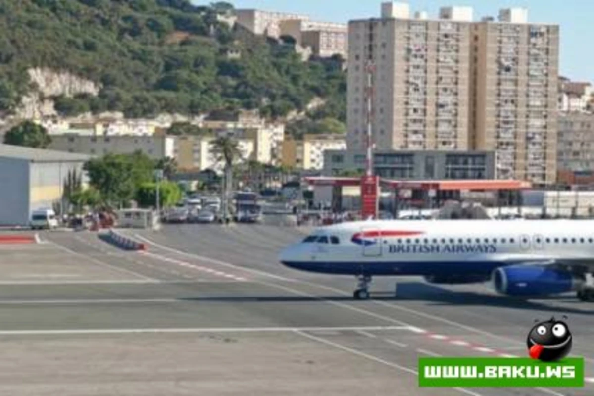 Həm aeroport həm maşın yolu