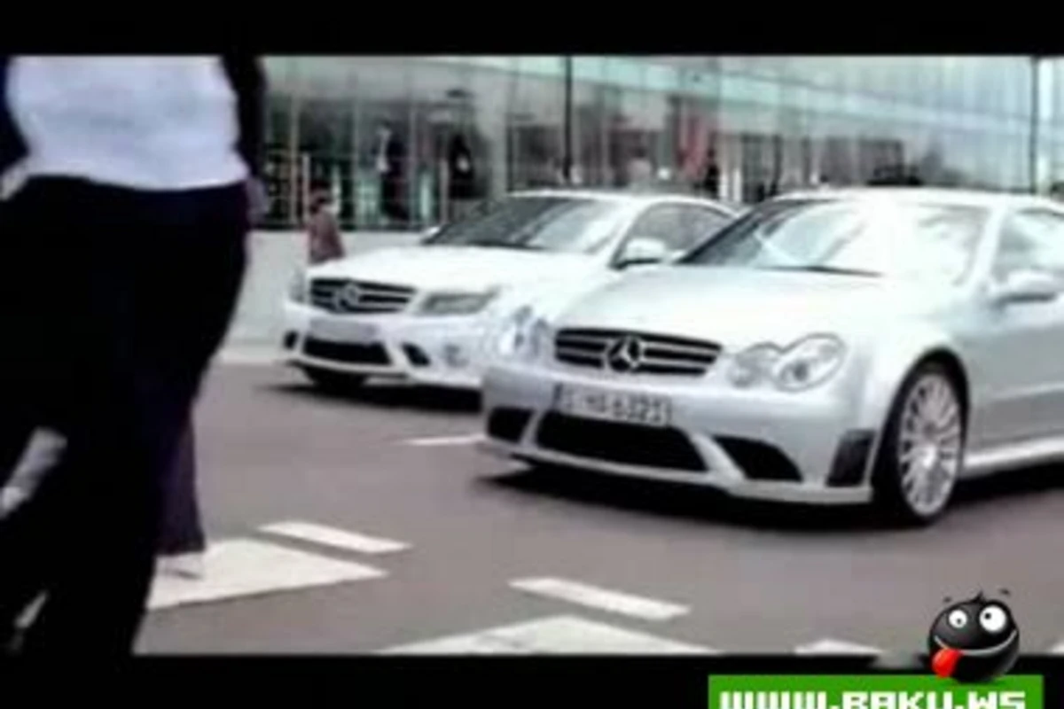Mercedes Benz-in Formula Reklamı