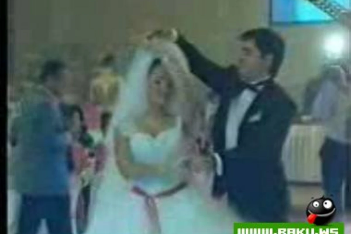 Bəy və Gəlinin gözəl rəqsi [II Hissə]