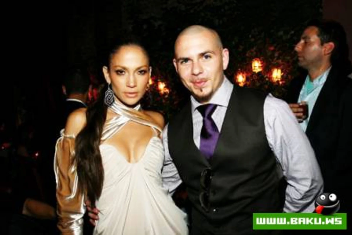 Лопес и питбуль on the floor. Лопес и питбуль on the floor