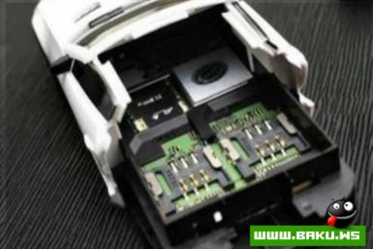 Mercedes Benz Mobil Telefonu