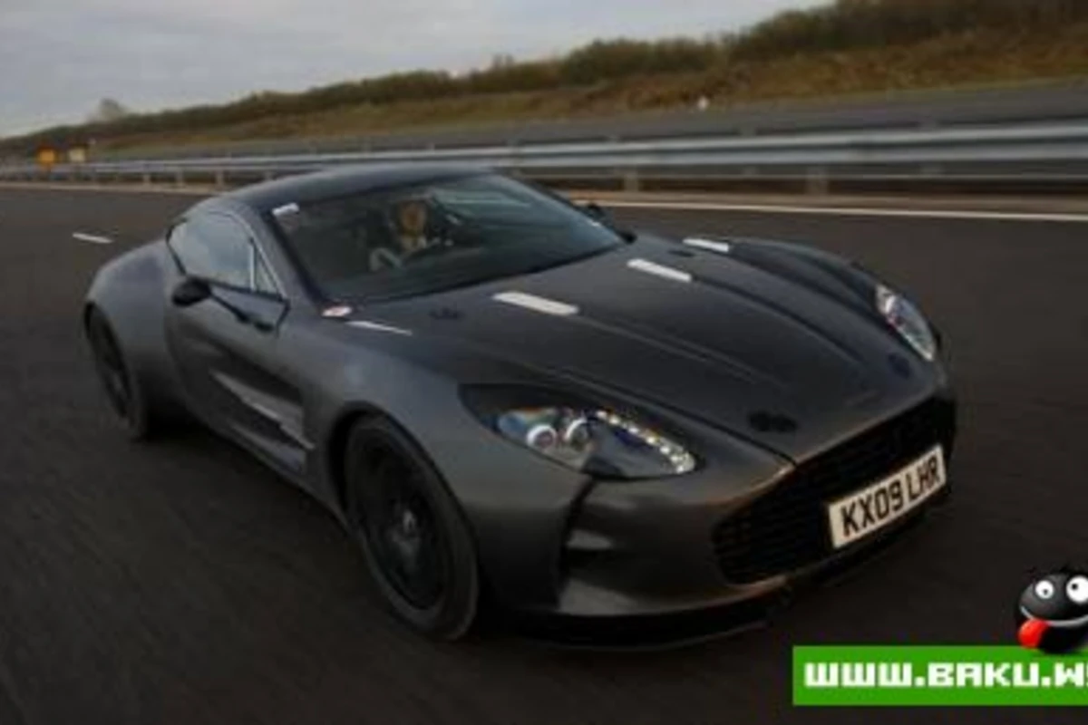 Aston Martin One-77 [Mattle Black]