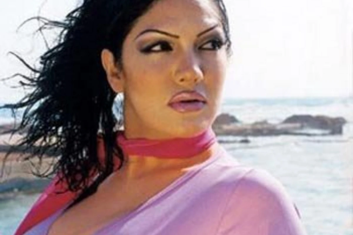 Qəddafinin seksual gəlini - FOTOLENT