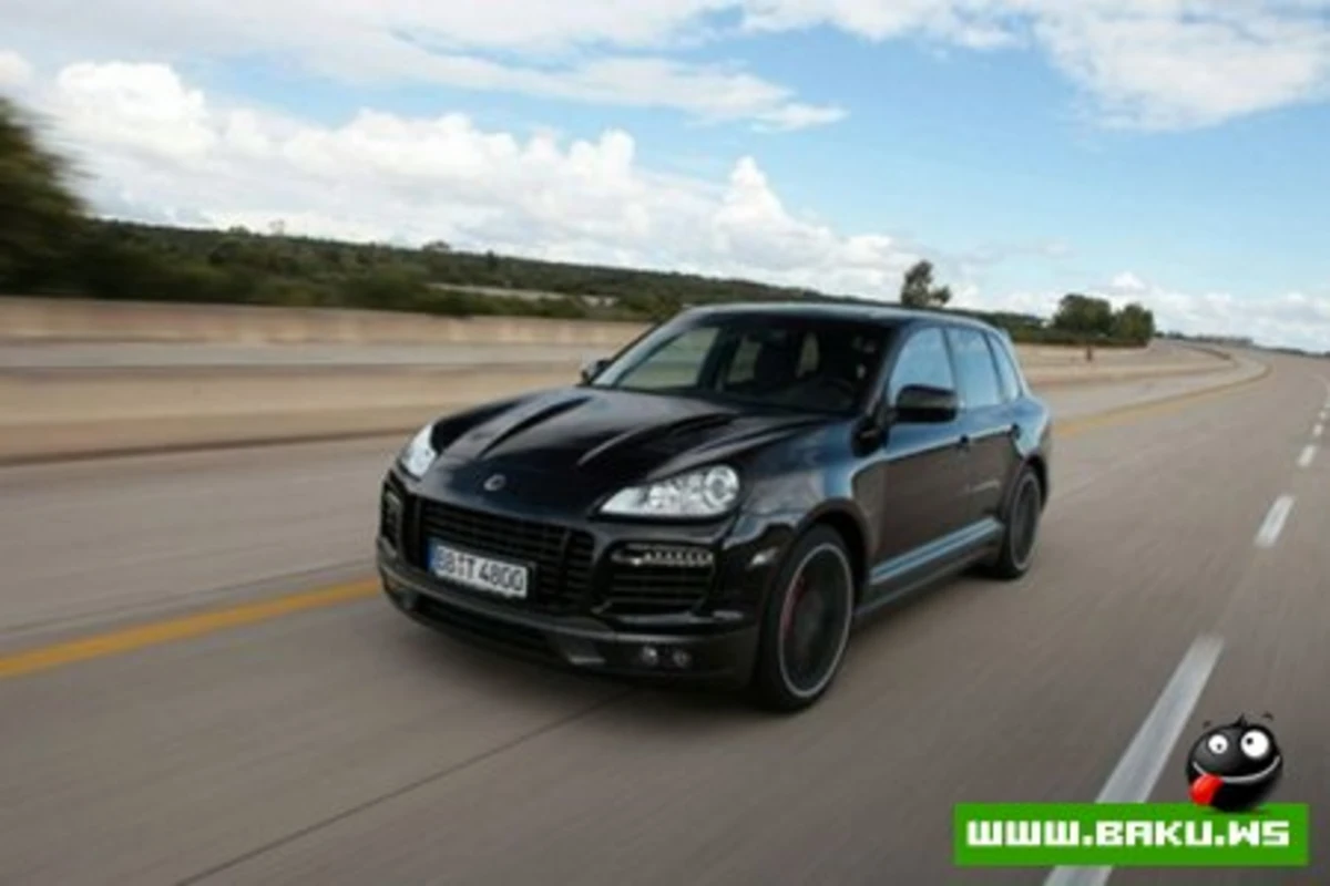Porsche Cayenne Turbo yeni sürət rekordu müəyyən etdi