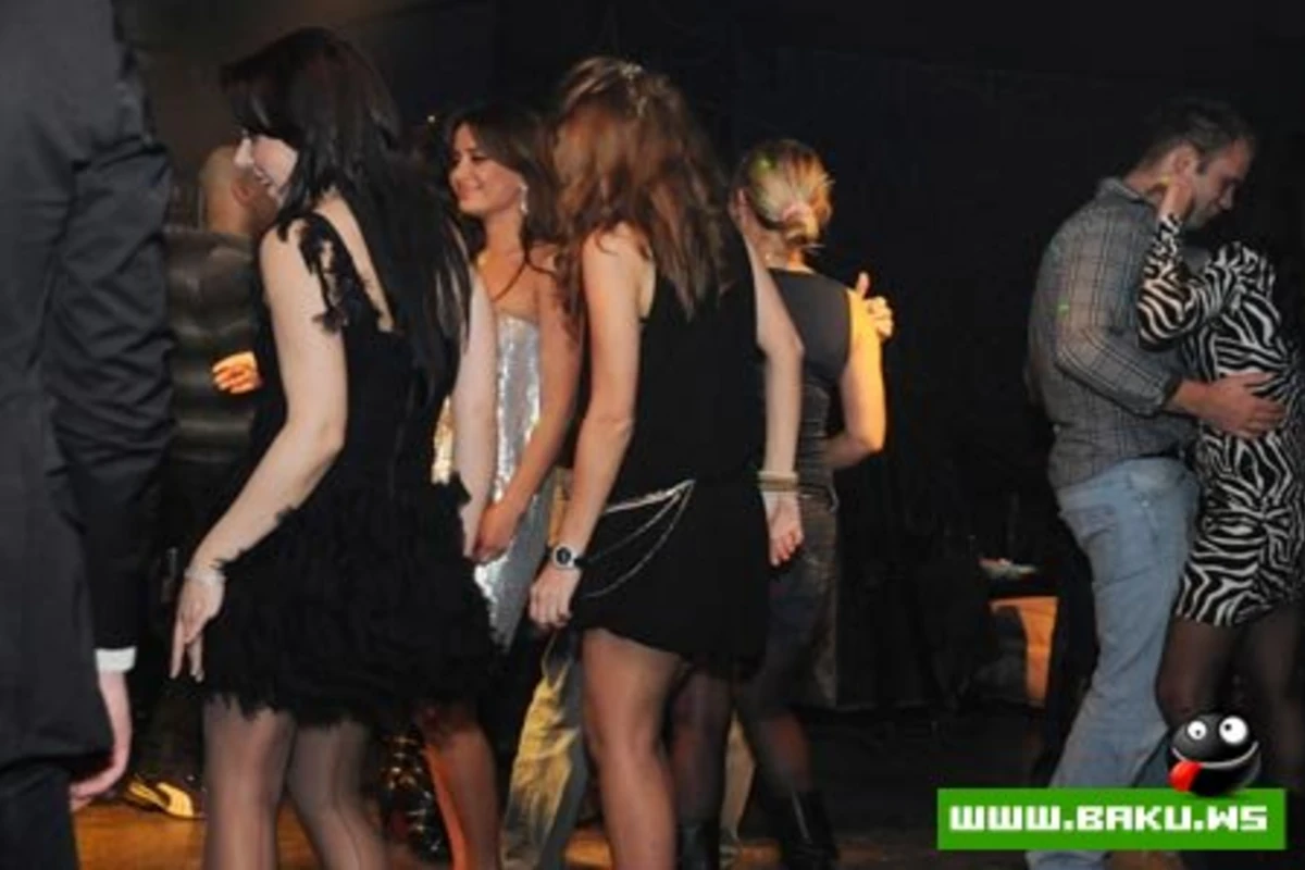 Hadley in Face Club (BAKU 2010)