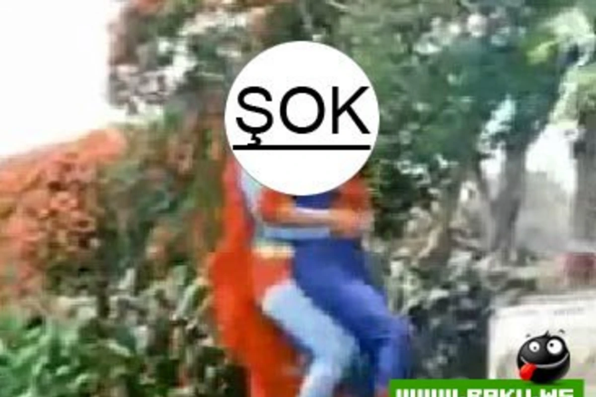 Indian Super Man ft Spider Woman - Şok Video