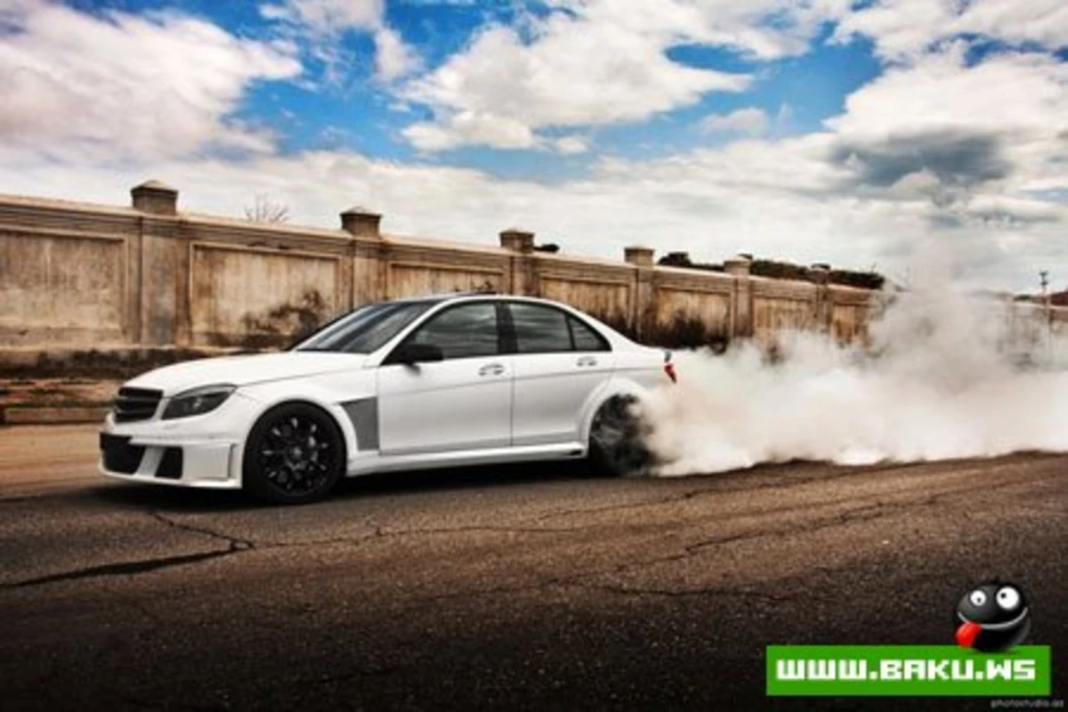 C63 BRABUS Bullit - in BAKU (14 FOTO)