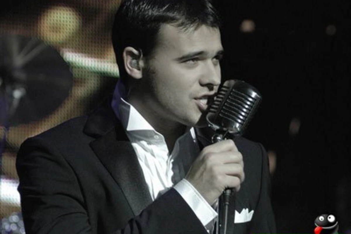 EMIN сделал подарок бакинским фанатам