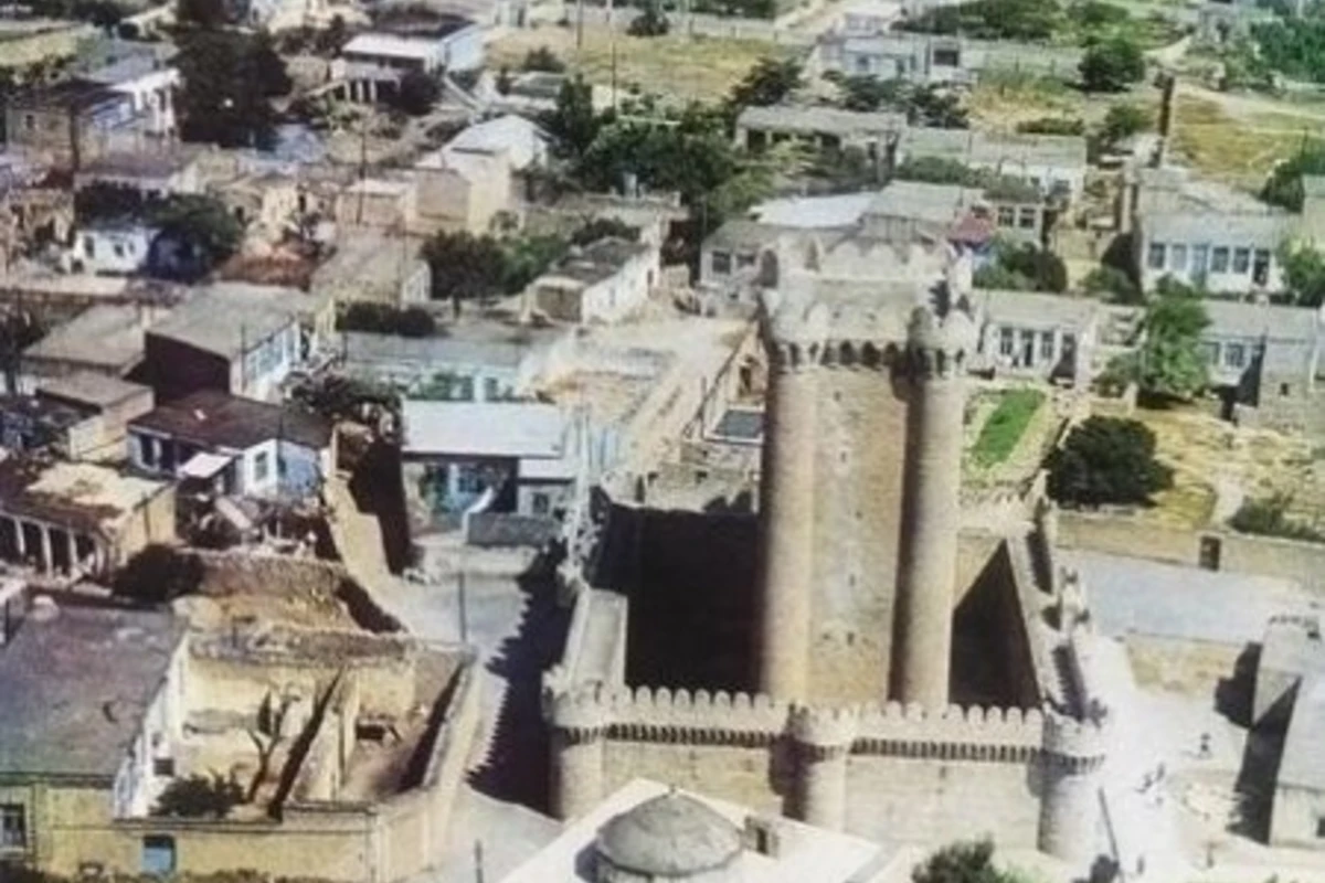 Old Baku ( 1970 1980 1990 ) + 77 Photo