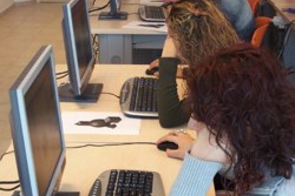İnternet insanda hansı xəstəliklər yaradır?