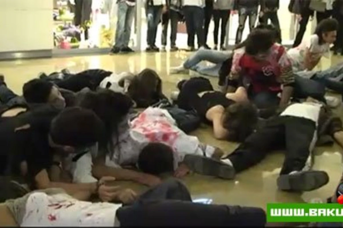 Halloween Thriller Flashmob in Baku