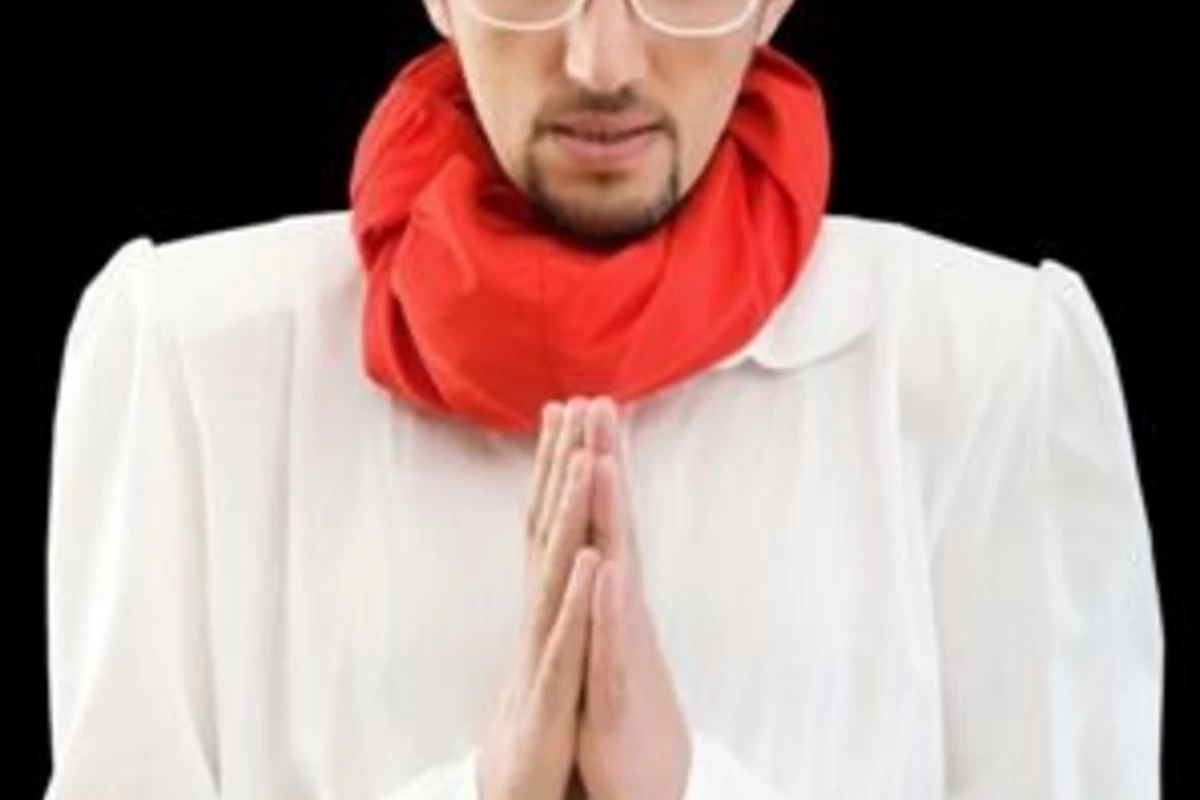 Stilist Samirin Məşhurlarımız haqqında şok rəyləri! Stilist Samirin Məşhurlarımız haqqında şok rəyləri!