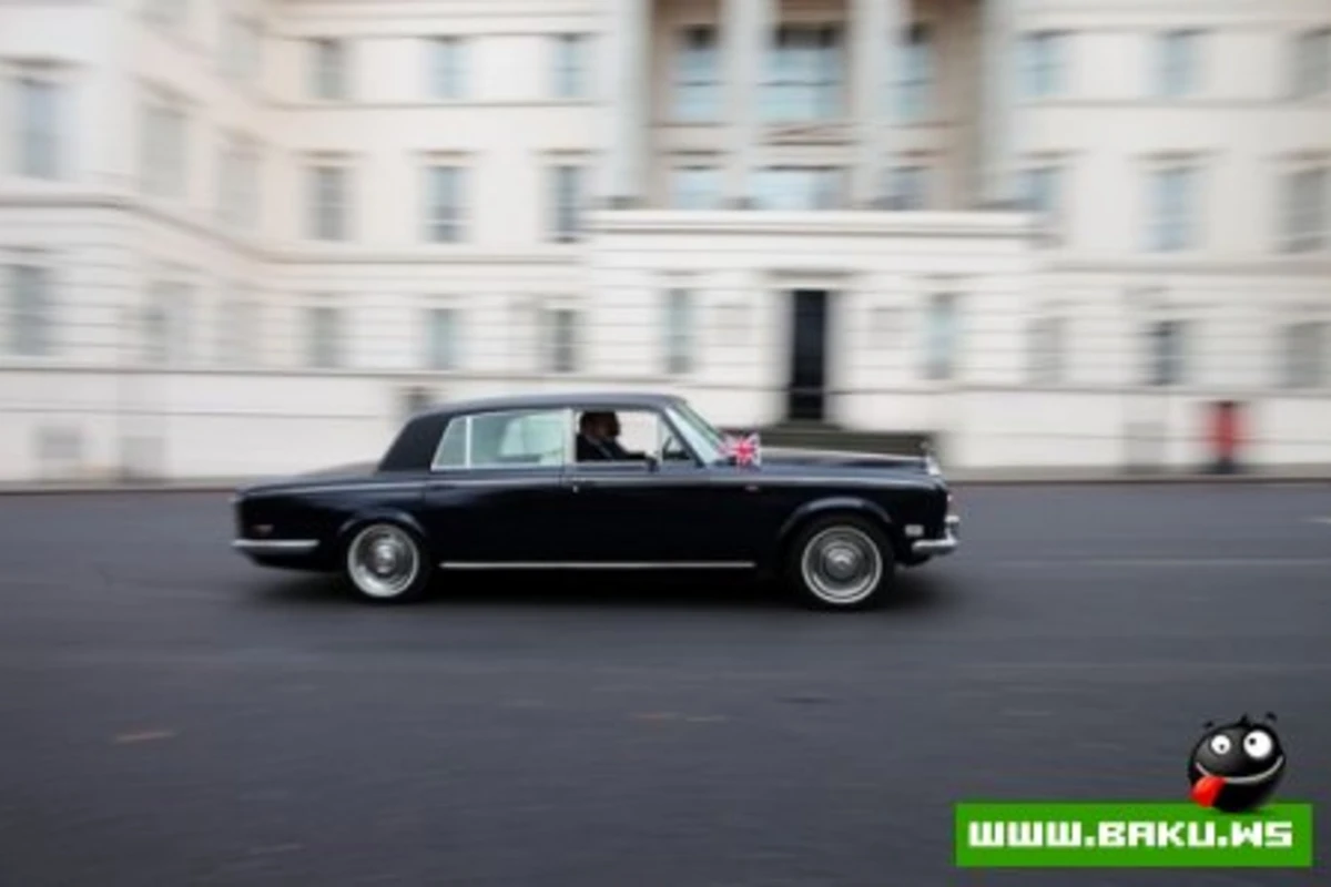 «Rolls-Royce» paradı – FOTOSESSİYA
