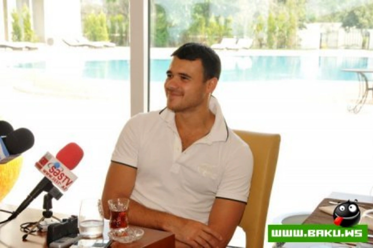 Emin: «Нет причин для беспокойства о состоянии здоровья отца» - ФОТО