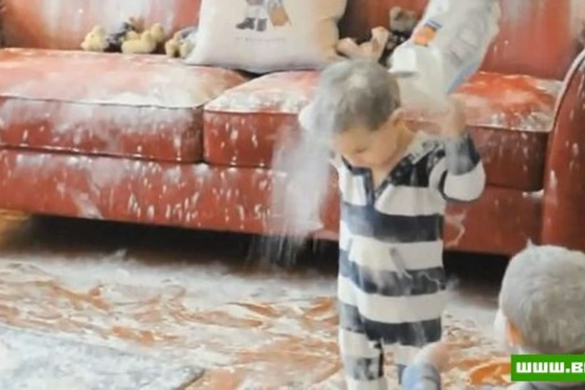Kids party из муки (6 фото+видео)