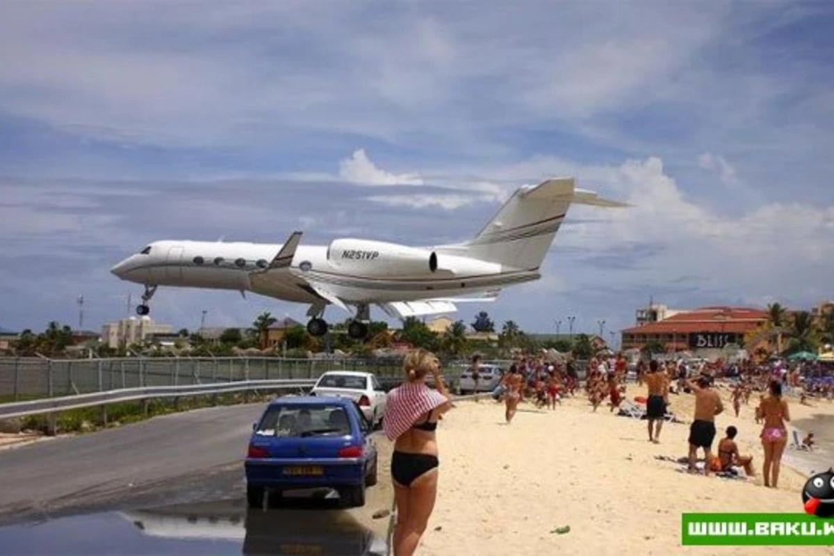 Qeyri-adi Princess Juliana aeroportu - Video