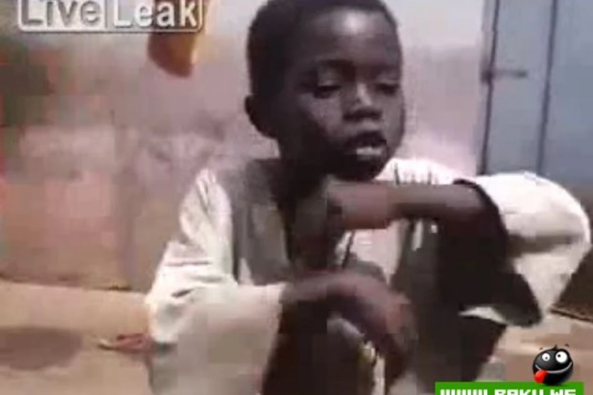 Natiq Ritm Qrupu Afrikada - Video =)