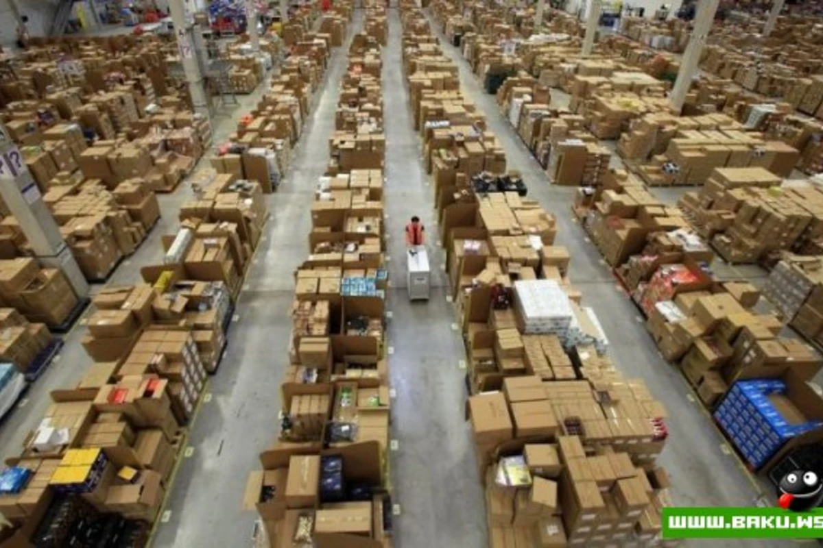 Взгляд изнутри на склад интернет-магазина Amazon (12 фото)