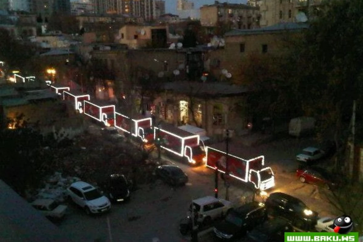 Yeni il Bakıya CoCa Cola-ilə gəldi!