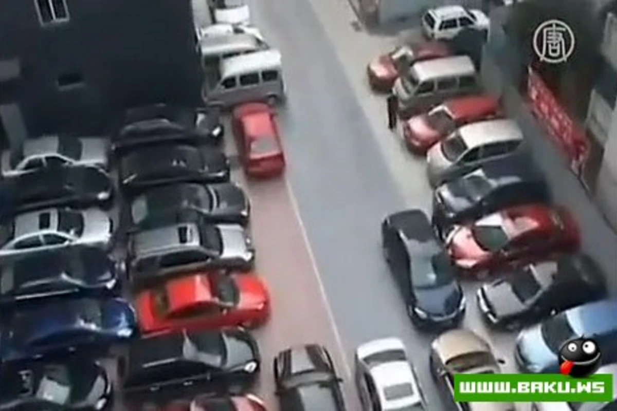 Самая плотная парковка в мире