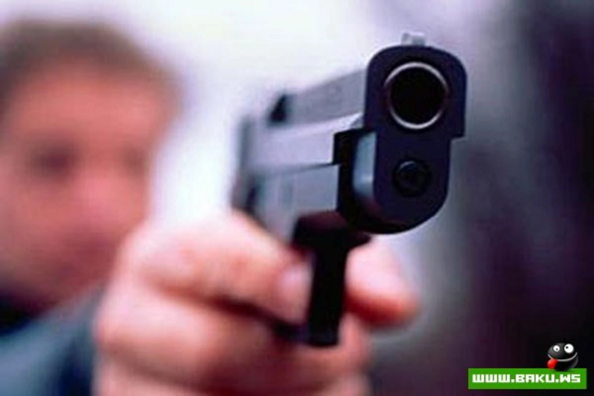 В БАКУ ПАРЕНЬ ОКОЛО ШКОЛЫ ЗАСТРЕЛИЛ СТУДЕНТКУ ПОЛИТЕХА