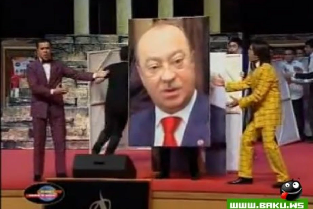 Karaoke - Siyasətçilər - Parni iz Baku