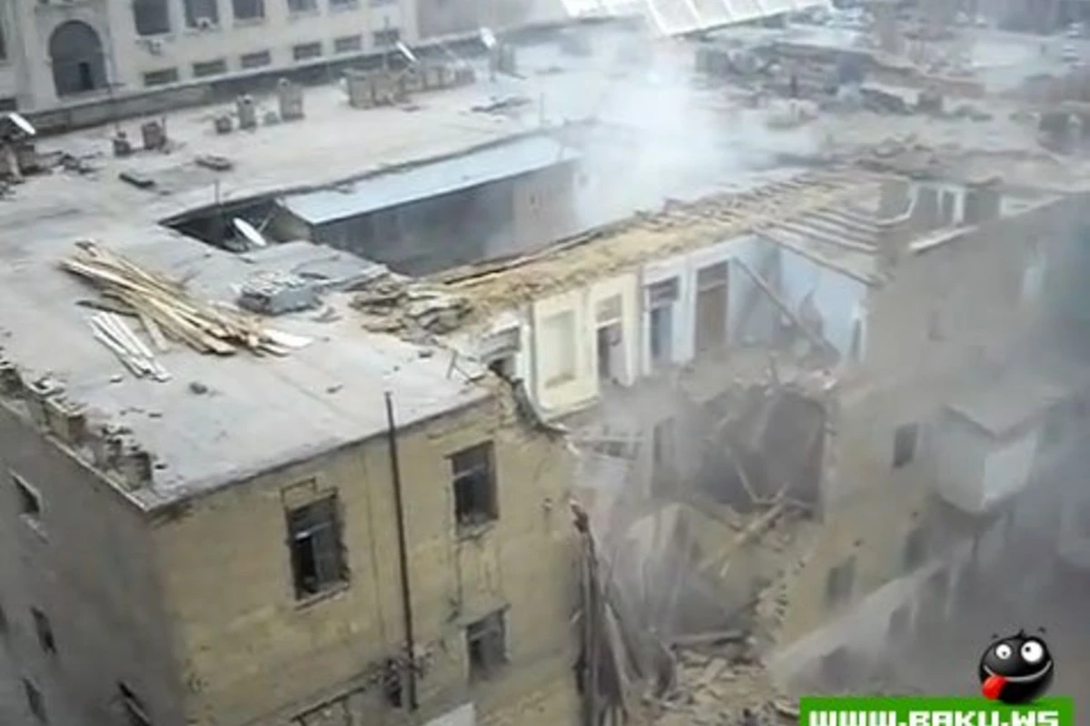 Начался снос домов на улице Басина