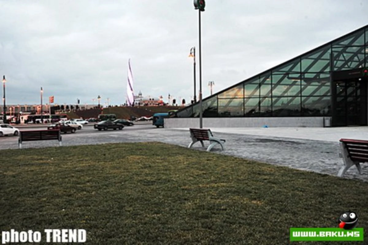 Парк у метро Кероглу - новая достопримечательность Баку – ФОТОСЕССИЯ