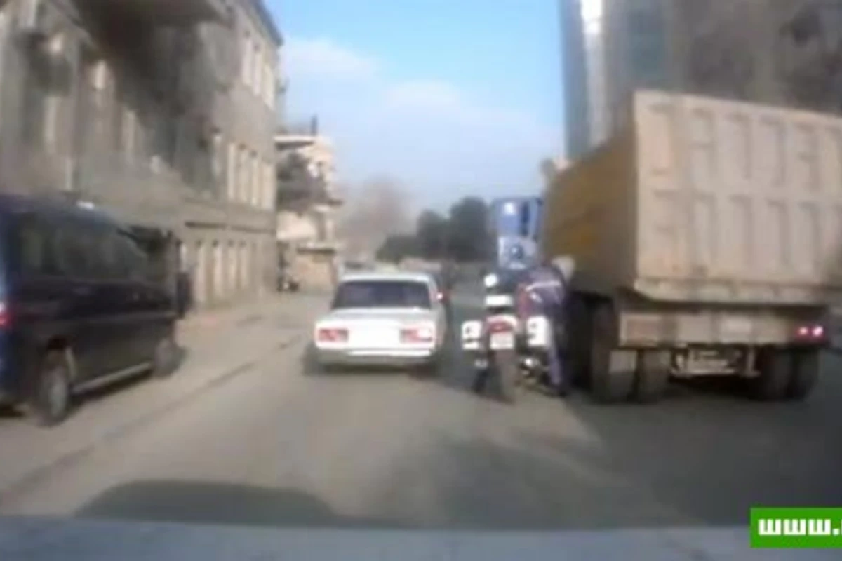 YPX inspektoru idarəetmeni itirdi - video