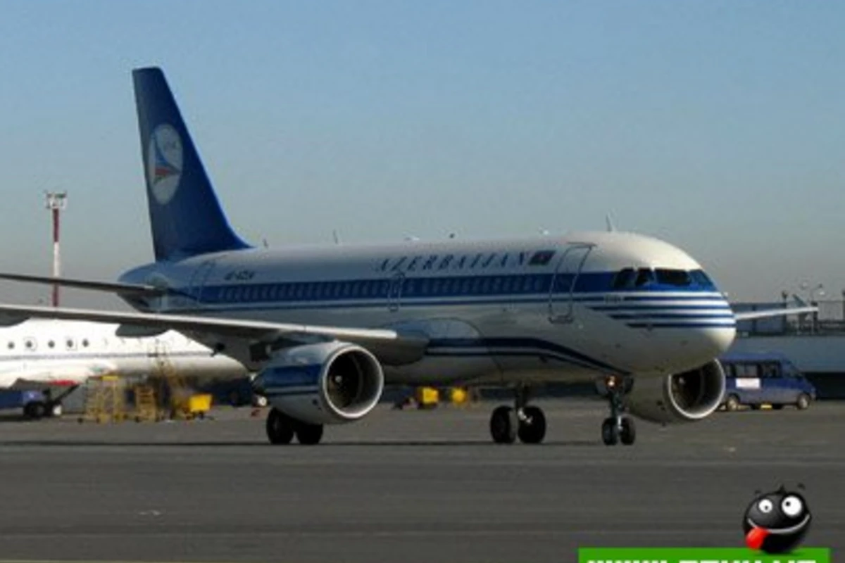 Азербайджанские авиалинии снизили стоимость билетов на рейс Баку-Москва-Баку до 199 манатов