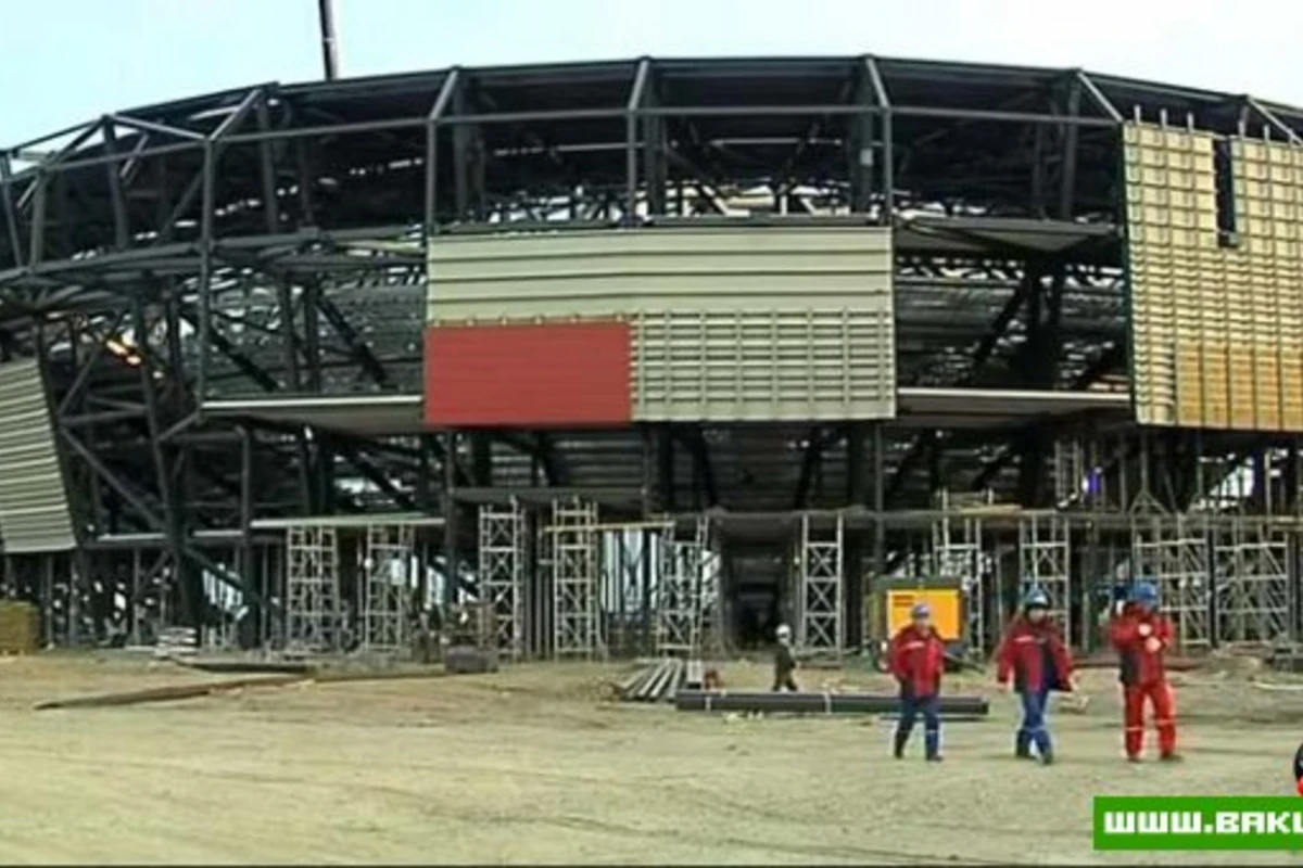 Crystal Hall arena in Baku 26.01.2012 [video]