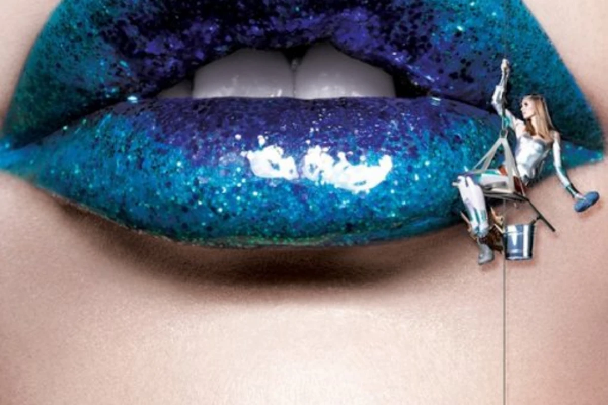 Календарь от Maybelline на 2012 (25 фото)