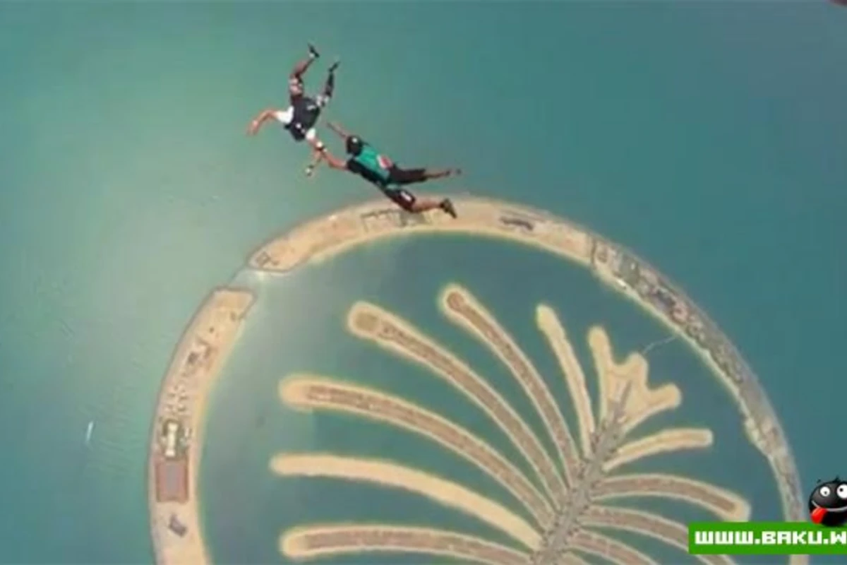 Skydive Dubai [видео]