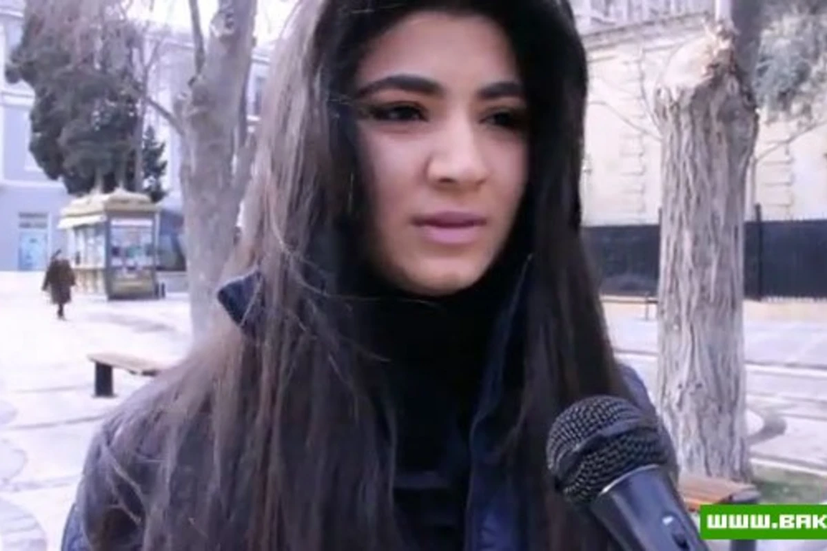 Siqaret çəkən qızlara münasibətiniz ? [video]