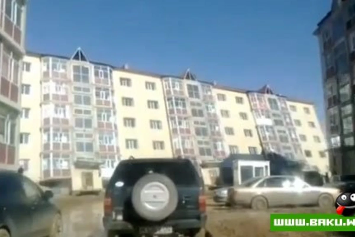 В Казахстане рухнул 5 этажный жилой дом. [видео]
