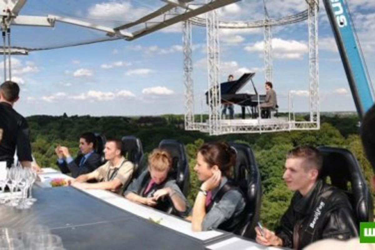 Dinner in the Sky [13 фото]