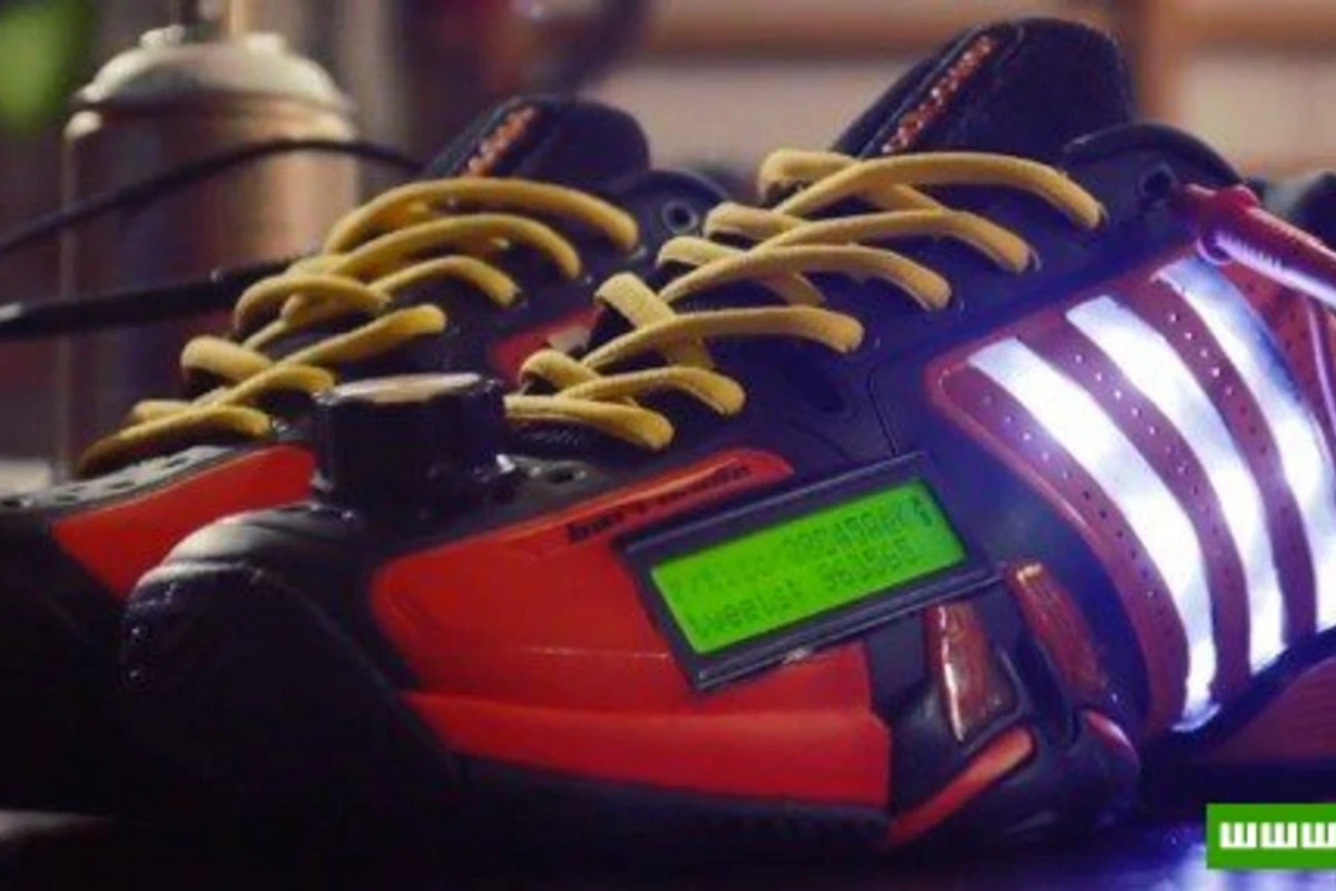 Интерактивные кроссовки от Adidas [видео]