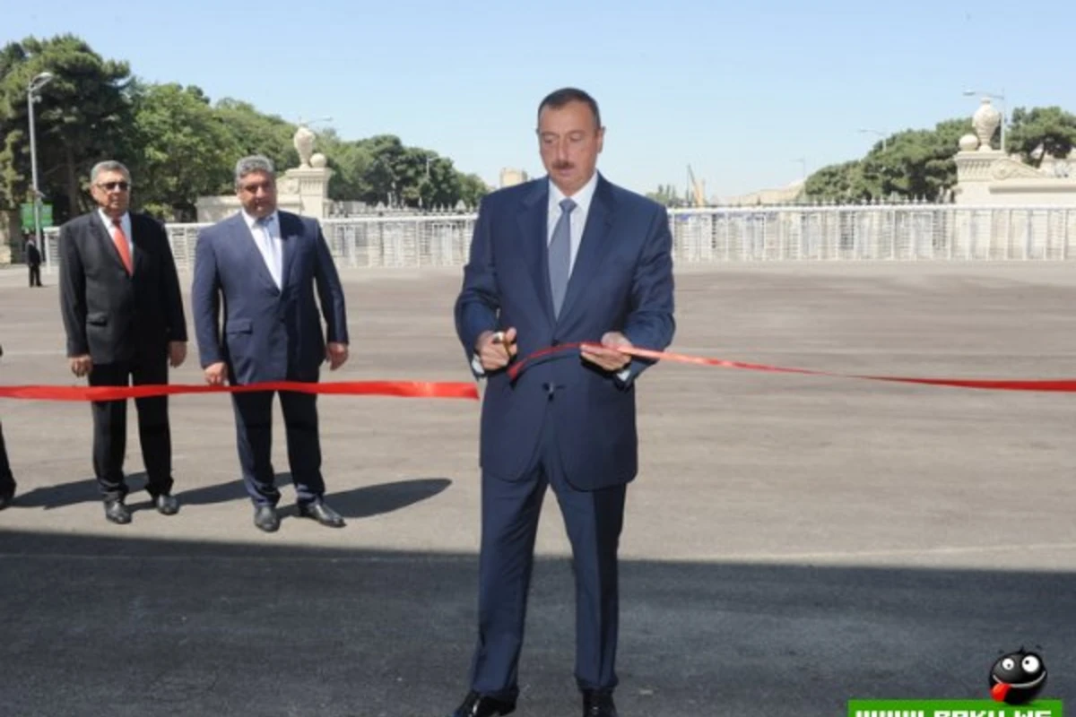 Президент Азербайджана принял участие в открытии стадиона им. Тофига Бахрамова после капремонта