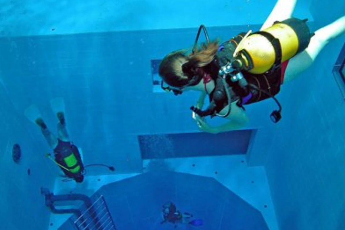 Nemo 33 – cамый глубокий бассейн в мире