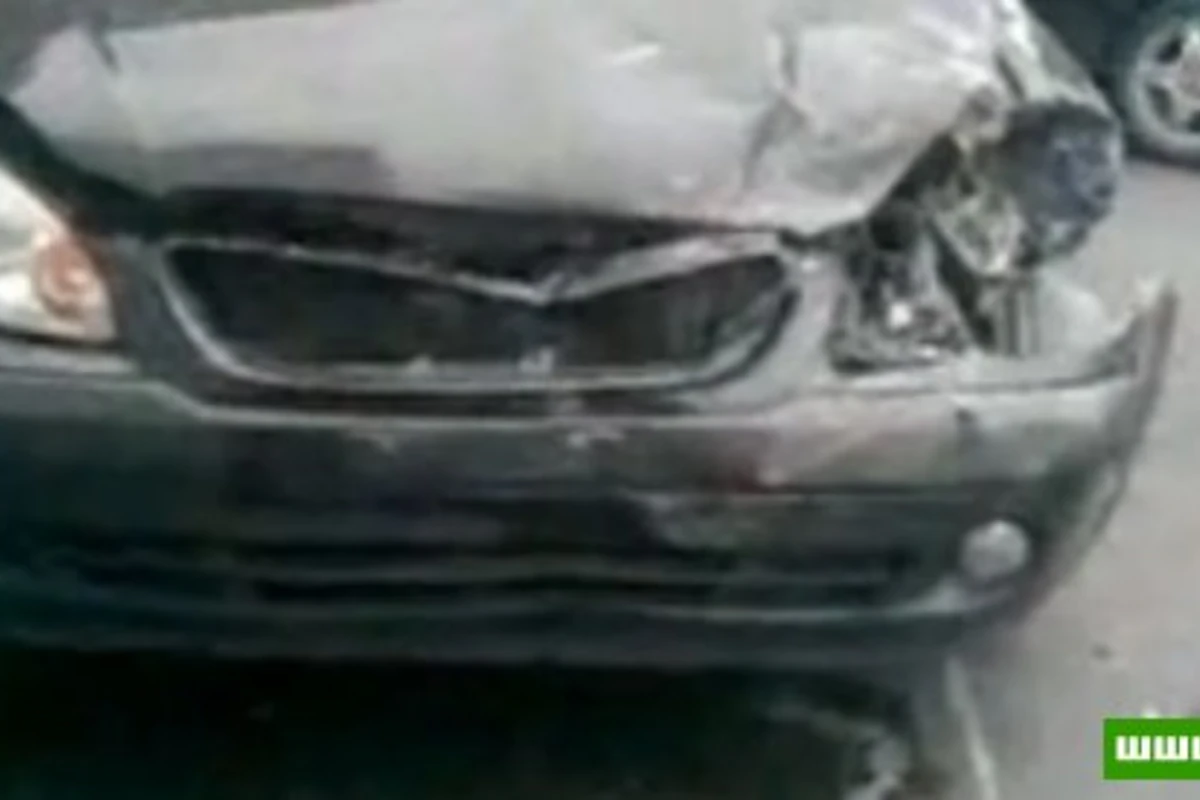 В центре Баку столкнулись Hyundai Getz, Toyota Camry, Hyundai Sonata, Mercedes и Hyundai Elantra