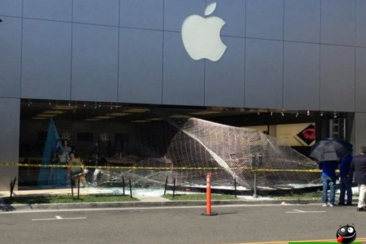 В США ограблен магазин Apple [видео]