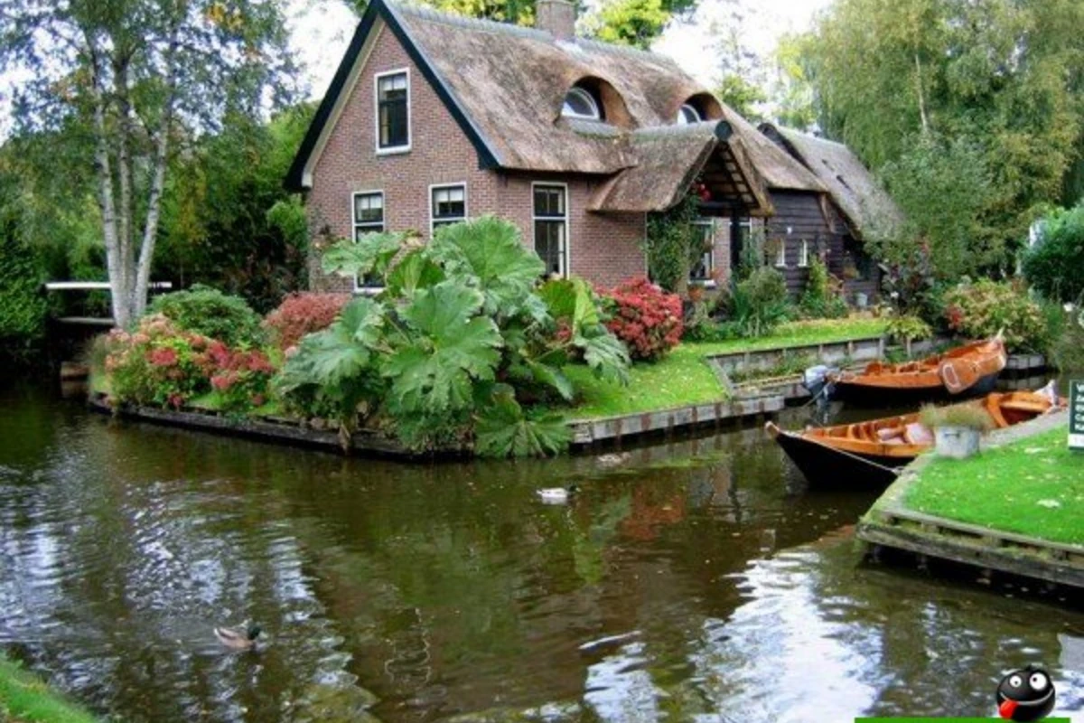 Гитхорн (Giethoorn) – деревня без дорог