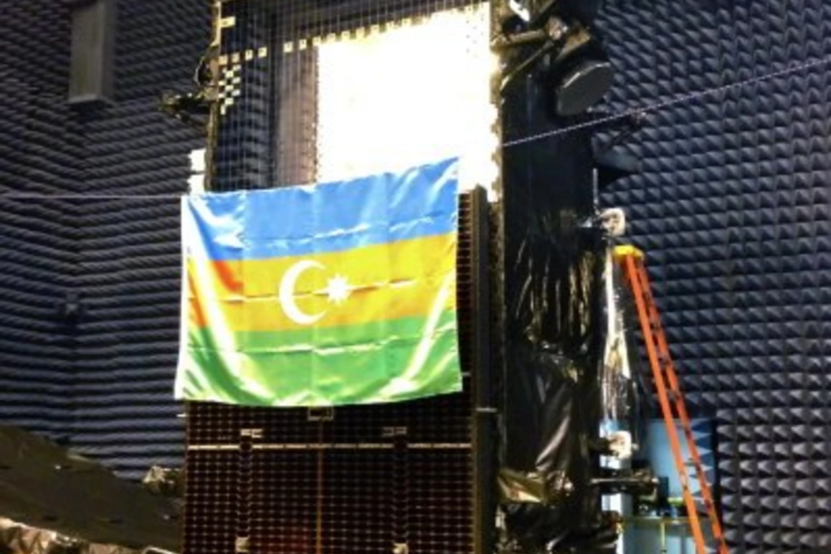 Фотографии первого спутника Азербайджана