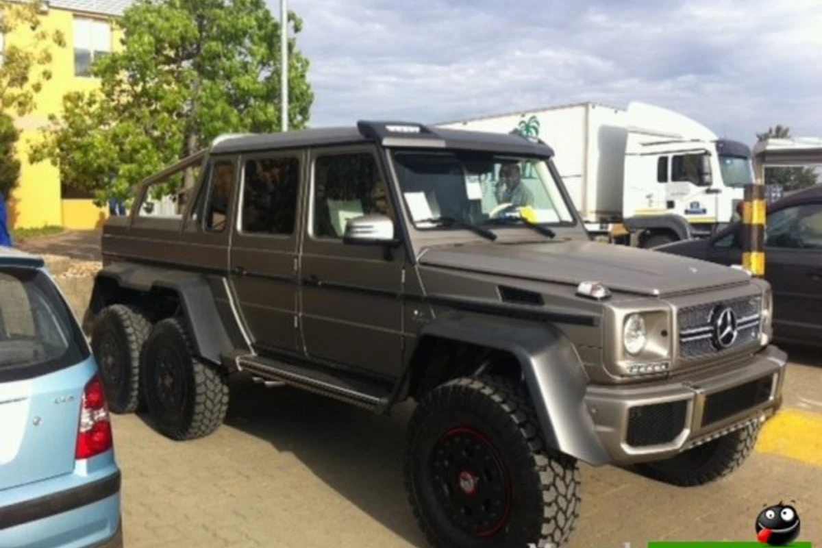 Mercedes G 63 AMG: шестиколесный экземпляр поедет в Абу-Даби