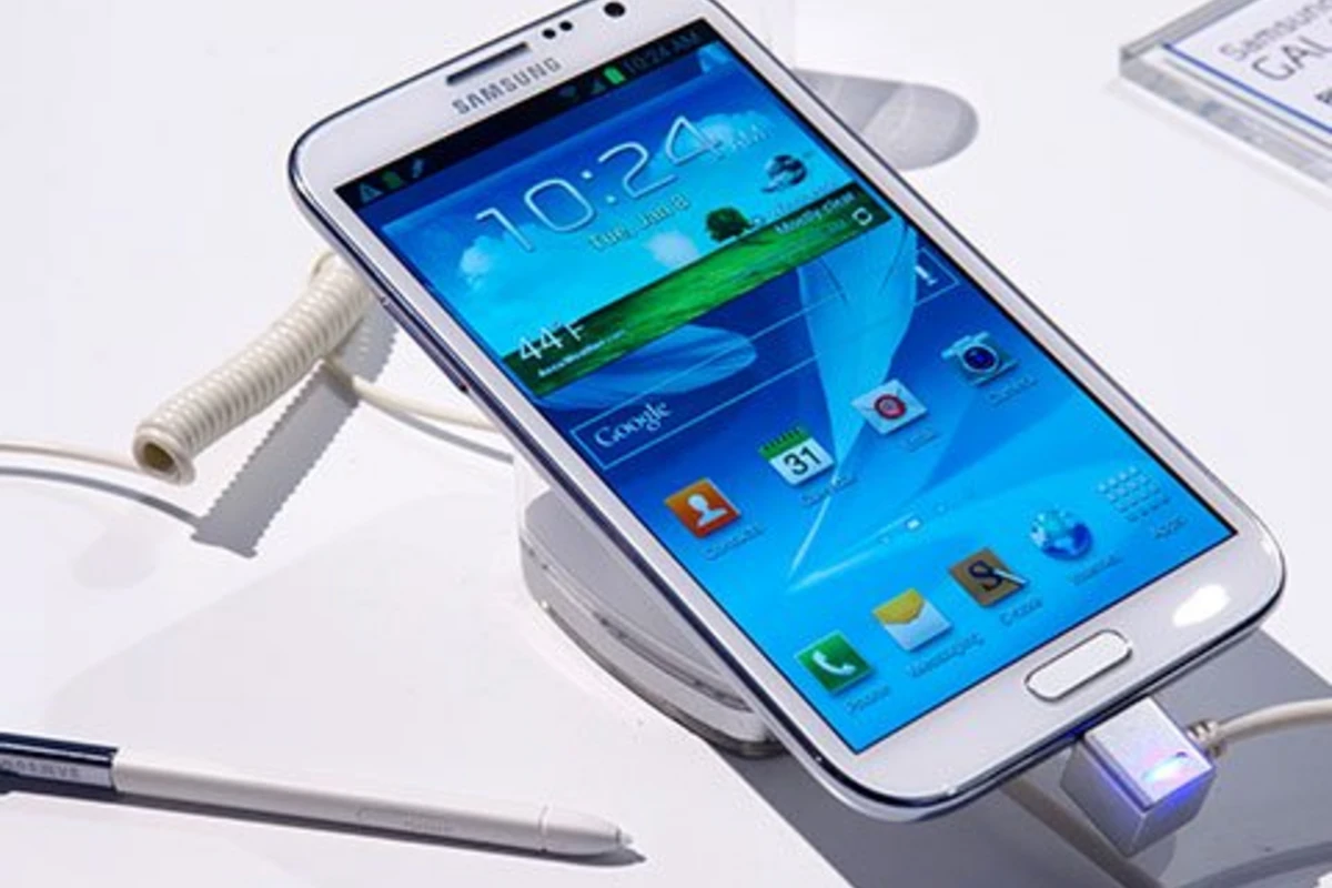 Samsung представил новый планшет, с которого можно звонить