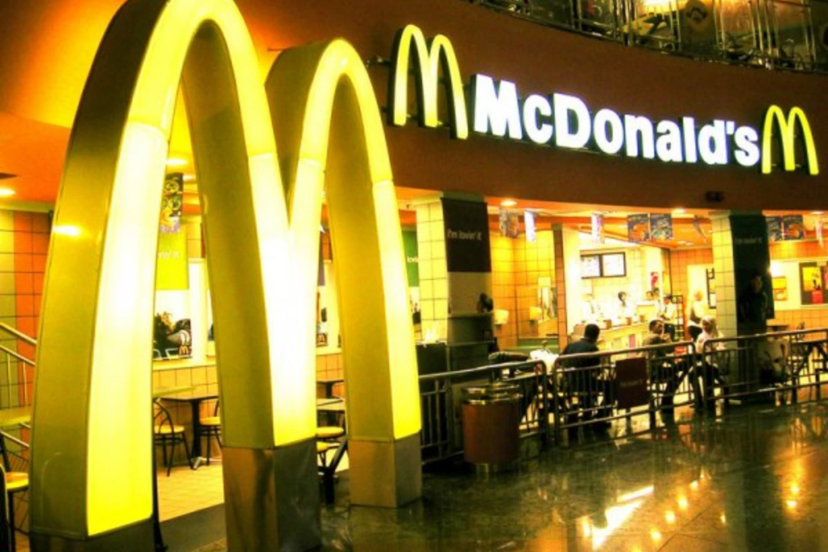 В McDonald's установят беспроводные зарядки (видео)